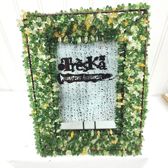 Treska Green Hand beaded Photo Frame 4x6 Photo - Picture 3 of 12